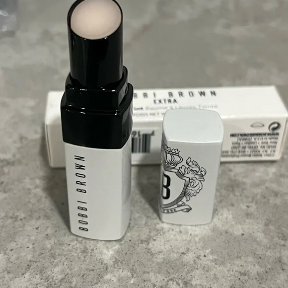 Bobbi Brown Lip Balm and Gloss Set - Soft Pink and Cream (New w/Free Purse!) - Picture 4 of 4